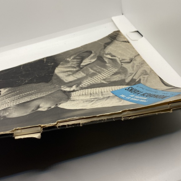 Knitting and Crochet Patterns Baby Ladies Hats Women’s Fashions Macrame Crafts - Picture 10 of 15